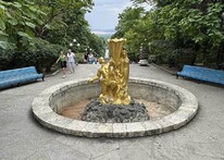 Каскадная лестница фонтаны